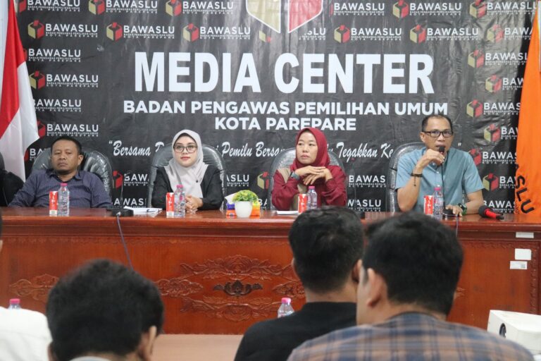 Bawaslu Parepare Rapat Koordinasi Pengawasan PDPB