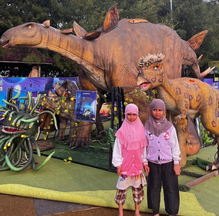 Kepala BKPSDM Parepare Wakili Walikota Parepare Resmi Buka Event Dino Planet