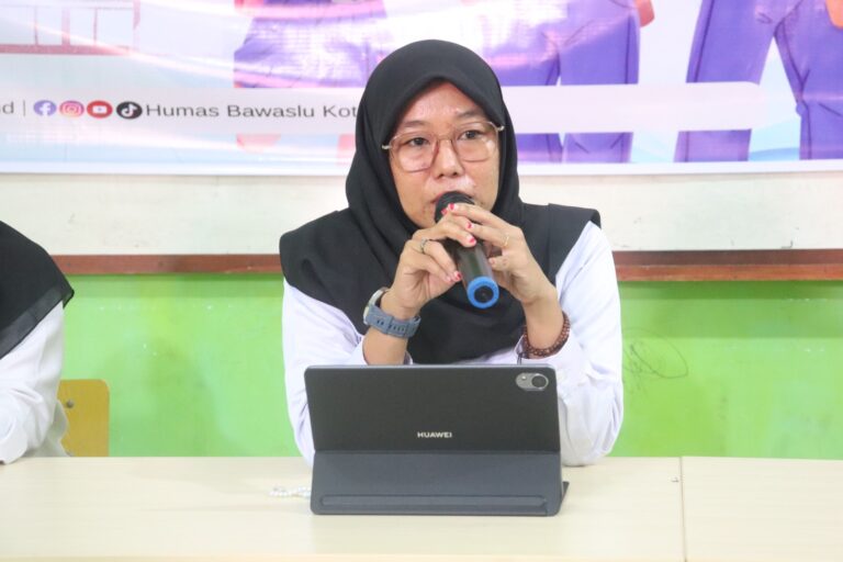 Bawaslu Parepare Ajak Pelajar SMKN 3 Jadi Pengawas Partisipatif melalui Program “Pelajar Siaga Demokrasi”