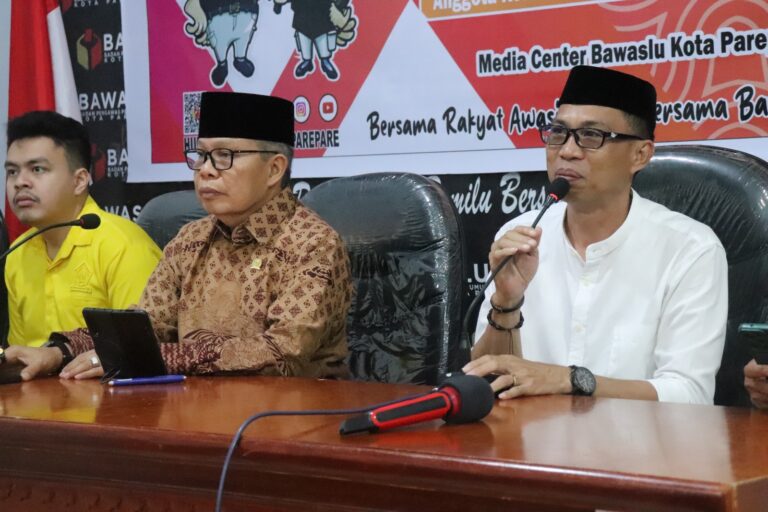 Taufan Pawe Kunjungan Sosialisasi Pendidikan Politik Kepada Masyarakat Songsong 2029.