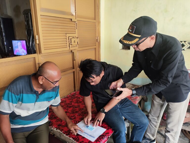 Bawaslu Parepare Awasi Pelaksanaan Coklit Terbatas oleh KPU untuk Pastikan Proses Sesuai Prosedur
