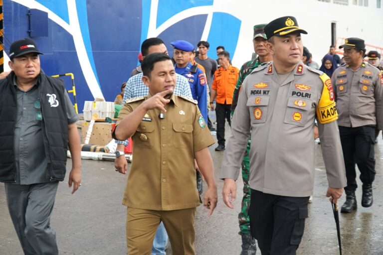 Jelang Puncak Arus Mudik Lebaran, Wali Kota Parepare dan Forkopimda Tinjau Terminal Pelabuhan Ajatappareng
