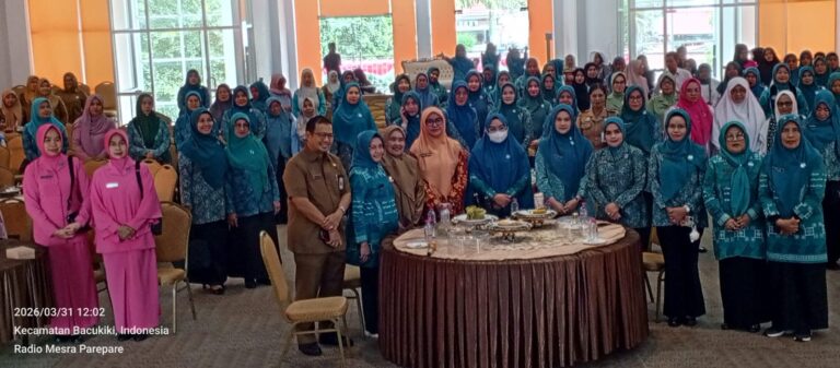 Disdukcapil Provinsi Sulawesi Selatan Bekerja sama dengan Tim Penggerak PKK provinsi Sulawesi Selatan Sosialisasi KISAK