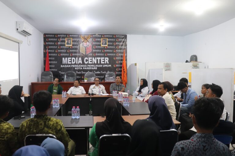 Bawaslu Parepare Gelar Technical Meeting Persiapan Lomba Debat Tingkat SMA/SMK/MA Sederajat