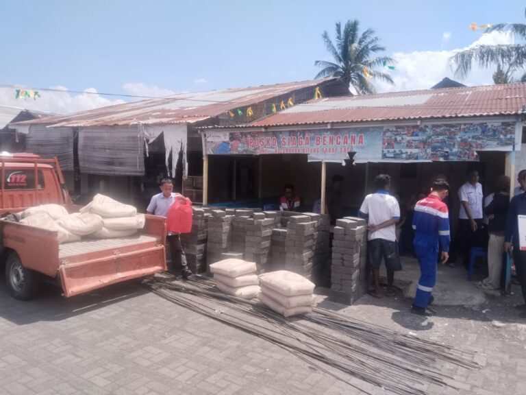 Pertamina Patra Niaga Regional Sulawesi Salurkan Bantuan Pemulihan Infrastruktur Pasca Gempa di Bitung