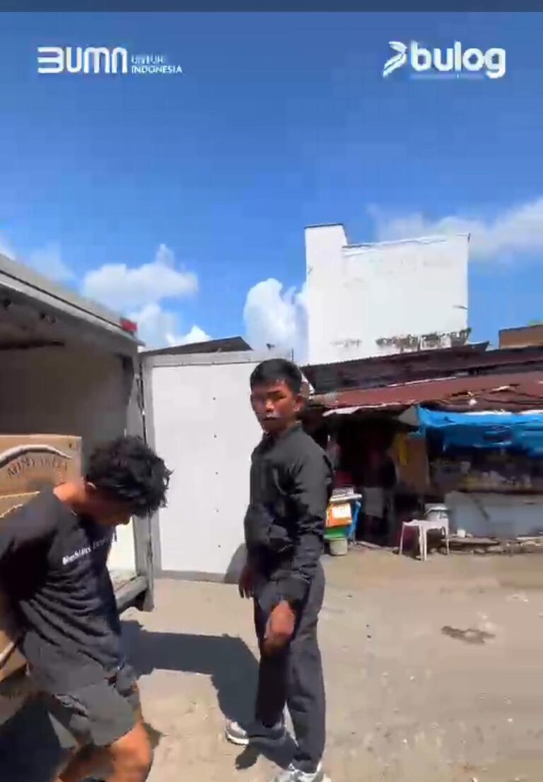 Stok Terbatas, Bulog Parepare Prioritaskan Distribusi Minyakita ke Pasar Rakyat