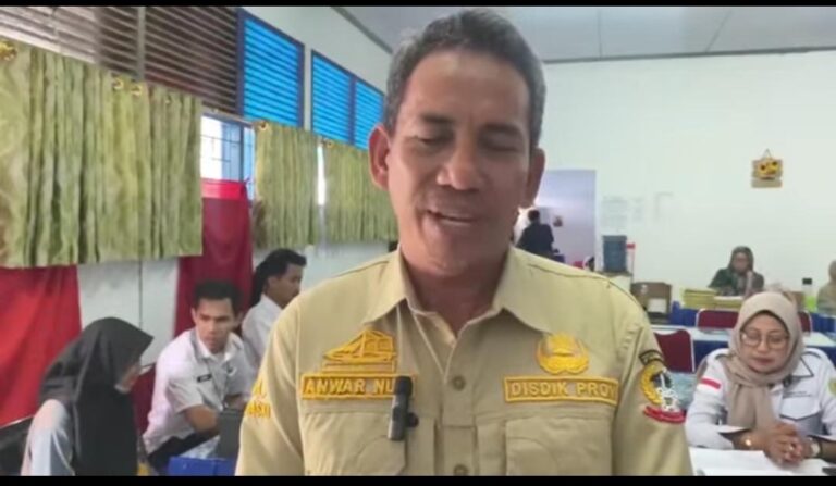 Mudahkan Siswa Masuki Dunia Kerja, Disdukcapil Parepare Gelar Layanan Perekaman KTP di SMKN 2