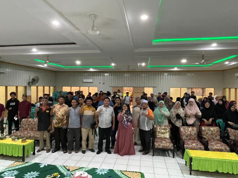 Terima Keluhan Seragam dan Sepatu Tak Layak, Ketua DPRD Parepare Minta Pemerintah Evaluasi Kualitas Bantuan