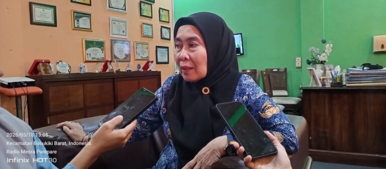 Kendala Alat Rusak, Disdukcapil Parepare Jemput Bola Rekam KTP-El Pemula di Sekolah