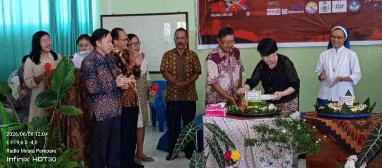 Dies Natalis STIKES Fatima Parepare, Ketua Yayasan Dorong Perawat Go International