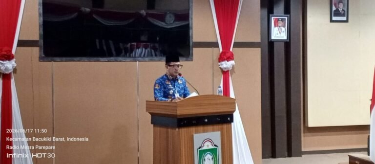 Hadiri Paripurna DPRD, Sekda Parepare Jawab Pandangan Fraksi Soal Digitalisasi Parkir hingga Evaluasi Serapan Anggaran