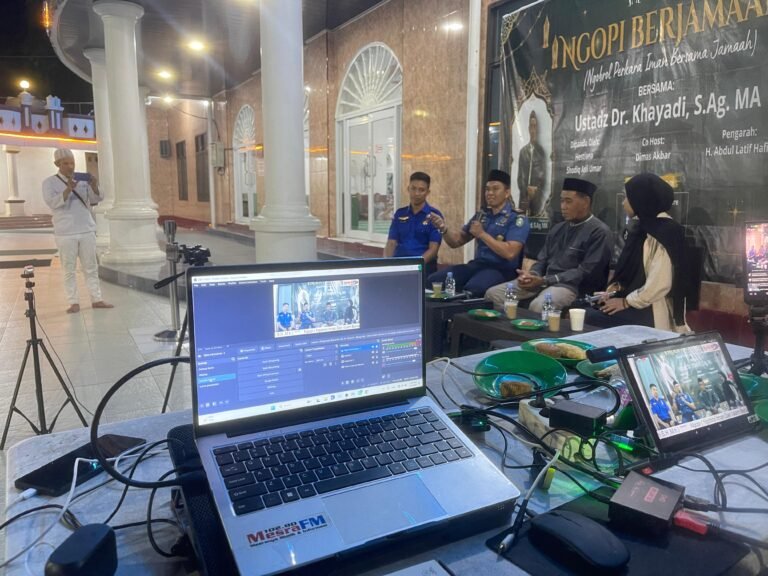 Bukan Cuma Padamkan Api, Damkar Parepare Layani Evakuasi Hewan Buas hingga Lepas Cincin Secara Gratis