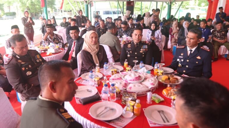Hadiri HUT Bhayangkara ke-80, Bulog Parepare Komitmen Perkuat Sinergi dan Kolaborasi Penyerapan Jagung.