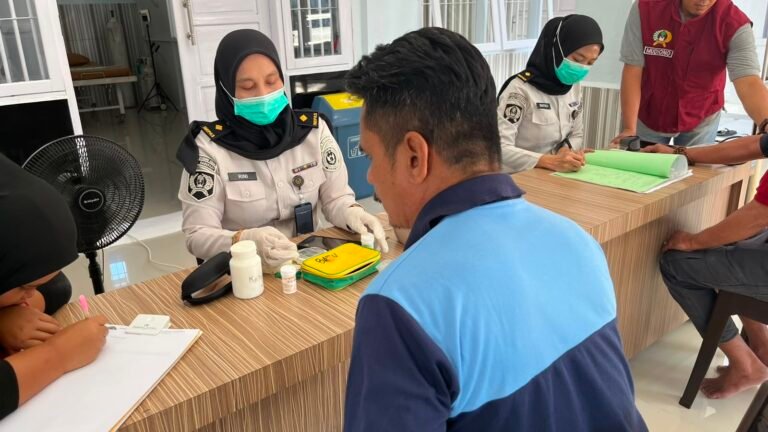 Lapas Parepare Gelar Posyandu Lansia, Wujud Komitmen Berikan Layanan Kesehatan Prima bagi Warga Binaan