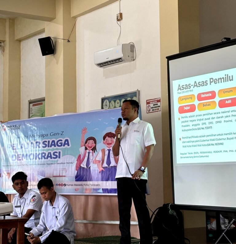 Bawaslu Kota Parepare Edukasi Pelajar SMAN 2 melalui Program Bawaslu Menyapa Gen Z: Dorong Pemilih Pemula Jadi Pelopor Demokrasi