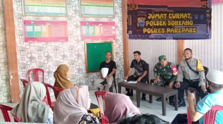 Polsek Soreang Parepare Gelar Jumat Curhat, Warga Lakessi Soroti Remaja Nongkrong hingga Lem dan Miras