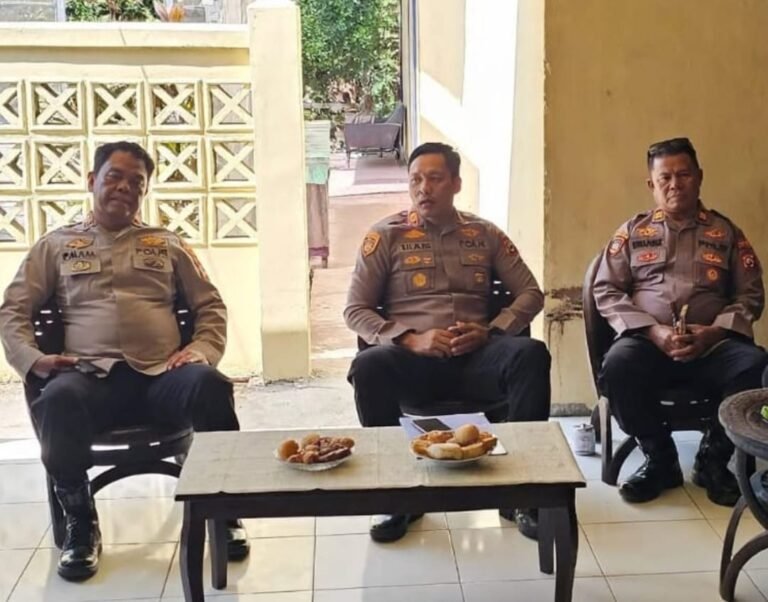 Anev Mingguan Polsek Ujung, Kapolsek Tekankan Peningkatan Kinerja dan Kesiapsiagaan Personel