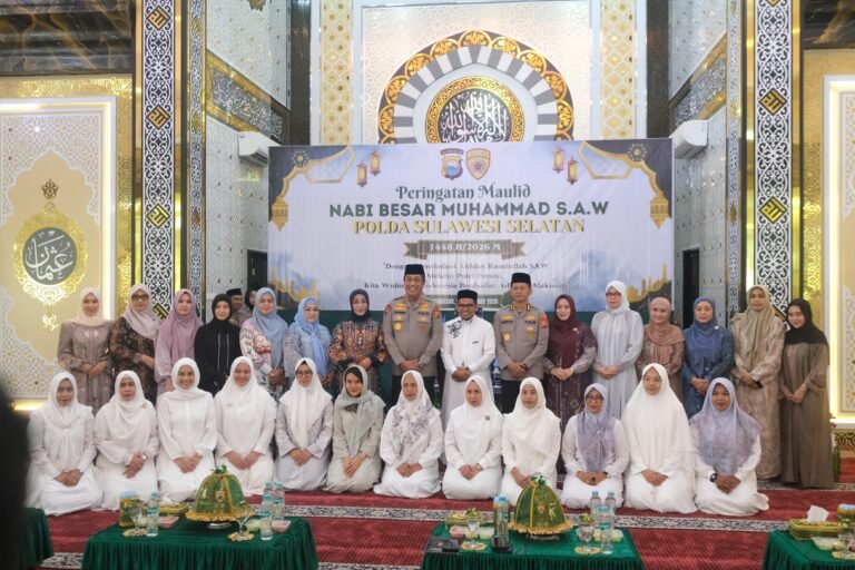 Polda Sulsel Gelar Peringatan Maulid Nabi Muhammad SAW 1448 H, Perkuat Keteladanan dalam Pengabdian