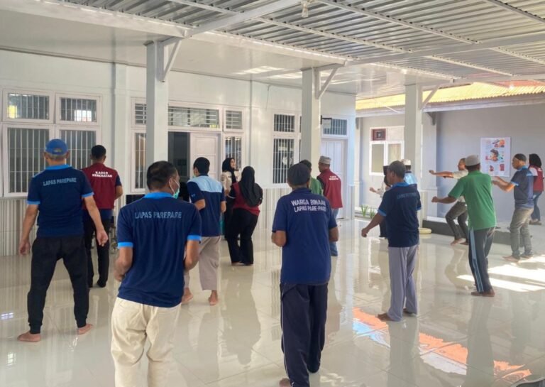Tetap Bugar di Masa Pembinaan, Pos Yandu Lansia Lapas Parepare Adakan Senam dan Berikan Tambahan Gizi