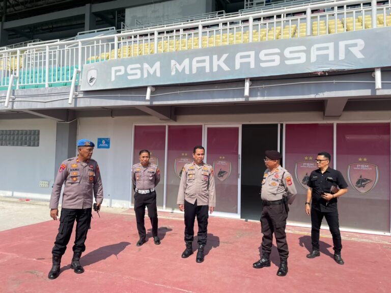Si Propam Polres Parepare Lakukan Pendampingan Pengecekan Kesiapan Stadion B.J. Habibie Jelang Laga PSM vs Arema