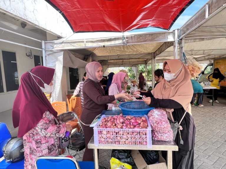 Inovasi Tani Smart Market Dinas PKP Parepare: Pangkas Rantai Pasok dan Berdayakan UMKM