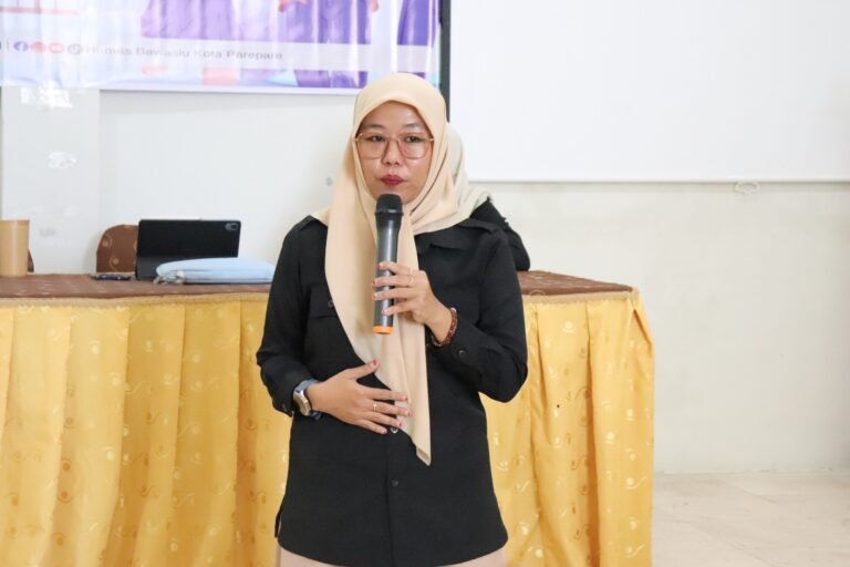 Bawaslu Menyapa Gen Z, Bekali Pelajar SMK Negeri 3 Parepare Hadapi Pilketos Serentak