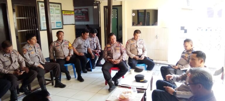 Tindak Lanjuti Hasil Jumat Curhat, Kapolsek Ujung Tekankan Pelayanan Yang Beri Rasa Nyaman Bagi Warga Yang Mengadu