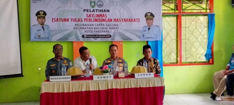 Polres Parepare Bekali Satlinmas Cappa Galung, Perkuat Peran Warga Jaga Keamanan