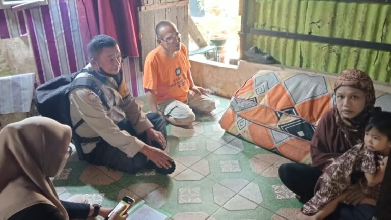 Bhabinkamtibmas Lakessi Sosialisasikan Stop Kekerasan terhadap Perempuan, Warga Diimbau Berani Melapor