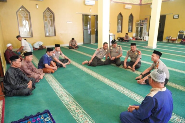 Implementasi Quick Wins, Kapolres Parepare Dialog Langsung Bareng Jemaah Masjid Mujahid Baiturrahim